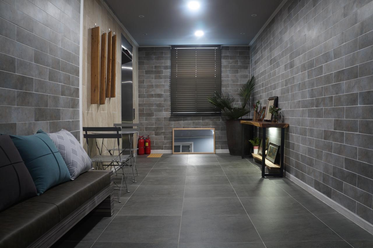 Art And Stay Suncheon Exterior photo